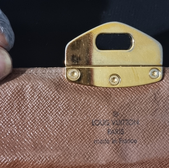 EUC Louis Vuitton Tivoli Monogram wallet - Picture 4 of 13